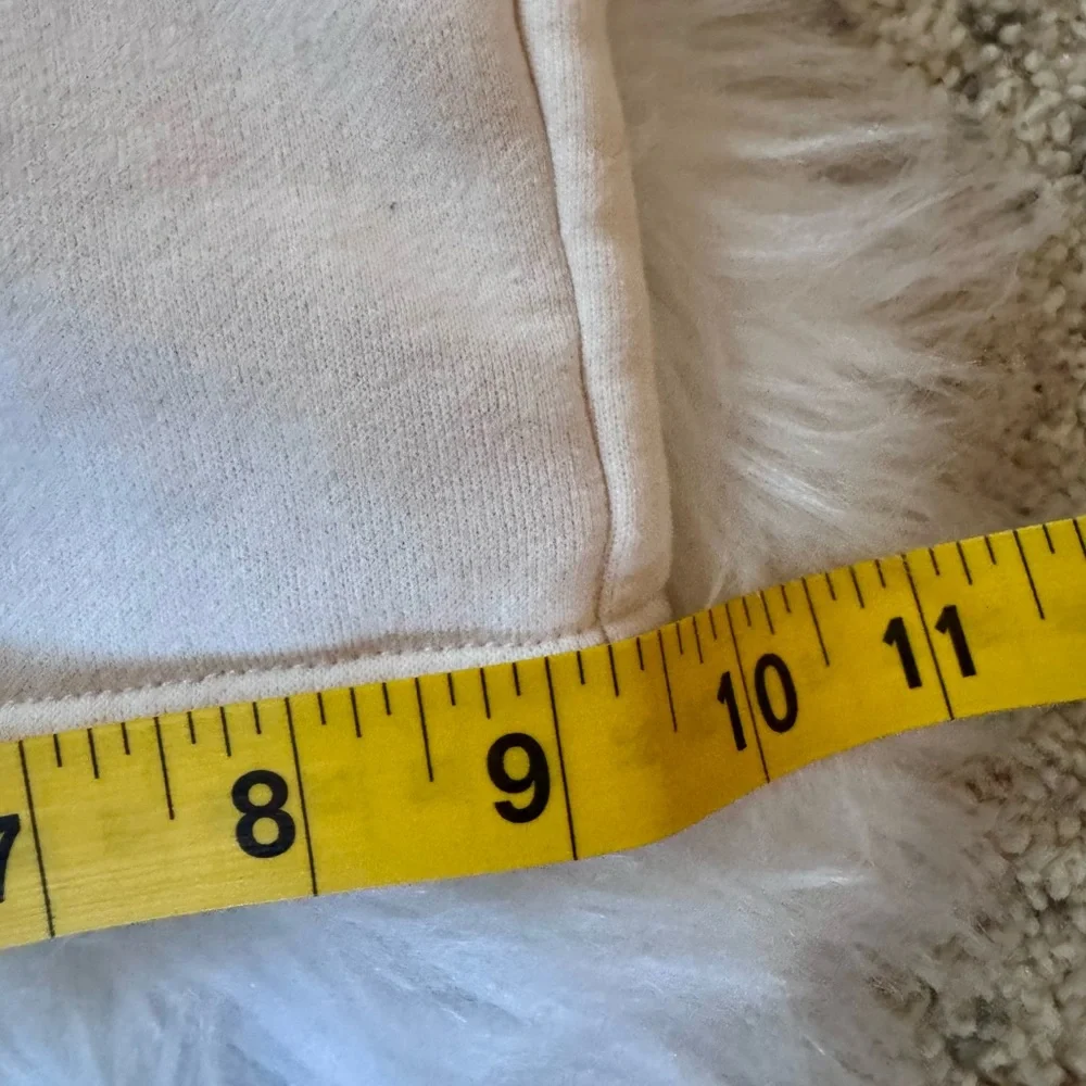 Yellow the Label Minding My Own Business Fleece Pants size Large in Cream/Ivory - Picture 9 of 10